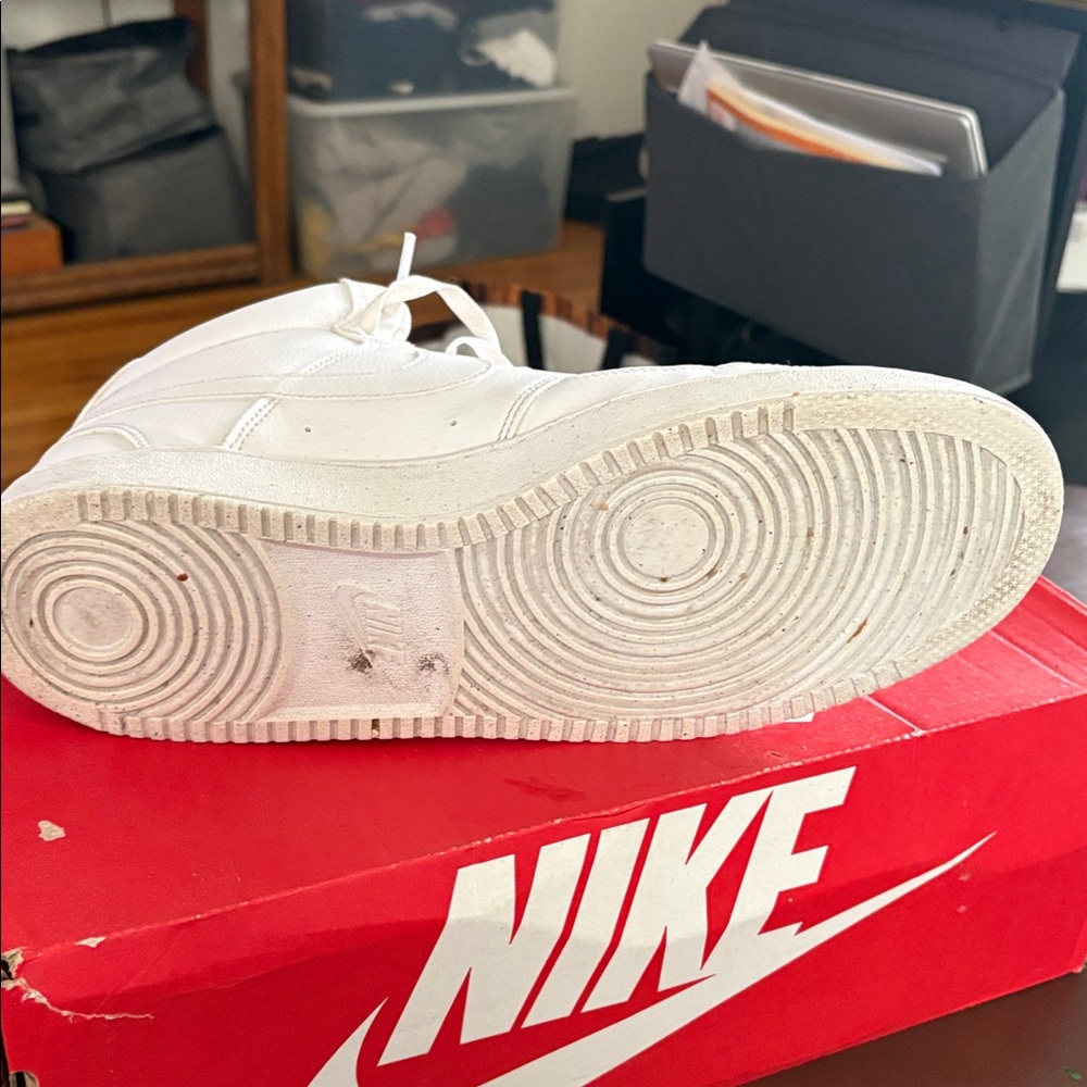 NIKE Men's Court Vision Mid Sneaker White Size 13 like new. Worn 3 times - Picture 4 of 5
